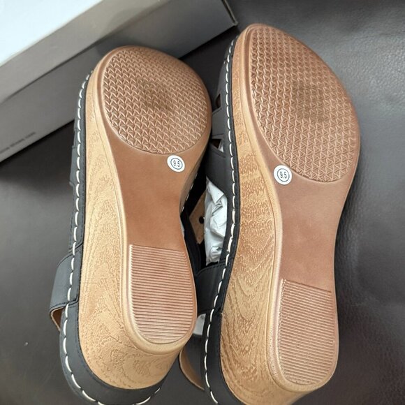 GOOD CHOICE Womens Black Flower Beck Toe Wedge Slip On Heeled Sandal sz 9.5 - Picture 8 of 8